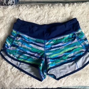 Lululemon run short size 4